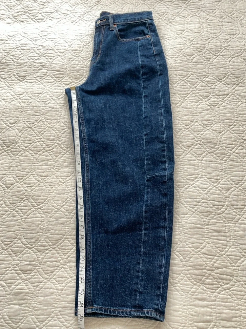Old Navy Evie High Rise Barrel Leg Dark Wash Trending Jeans Size 8 - Picture 7 of 16